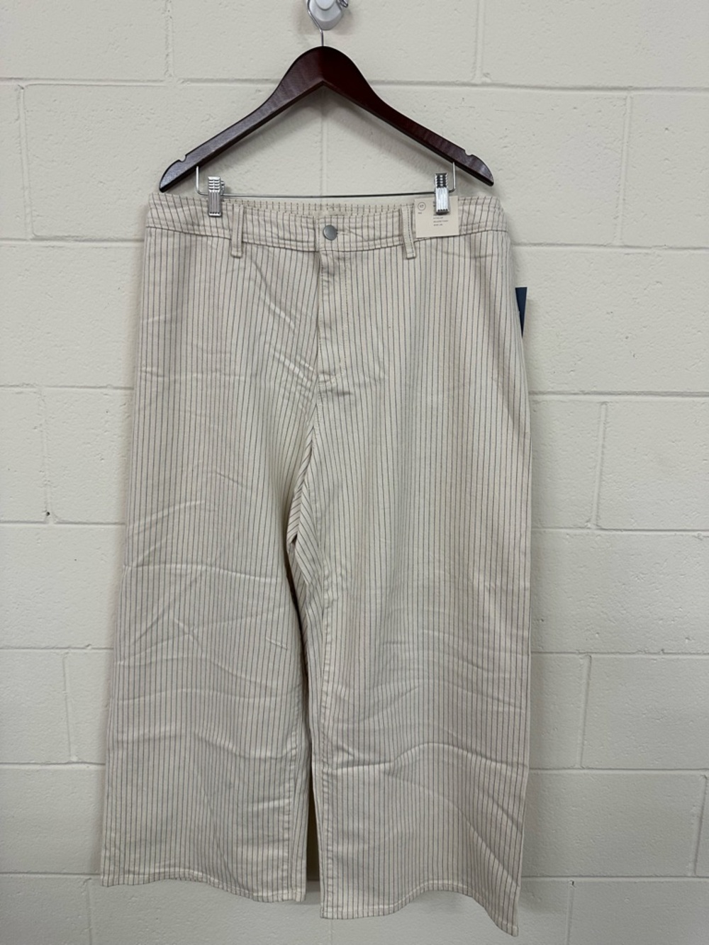 Women’s Universal Thread Cream Pinstripe Wide-Leg Pants